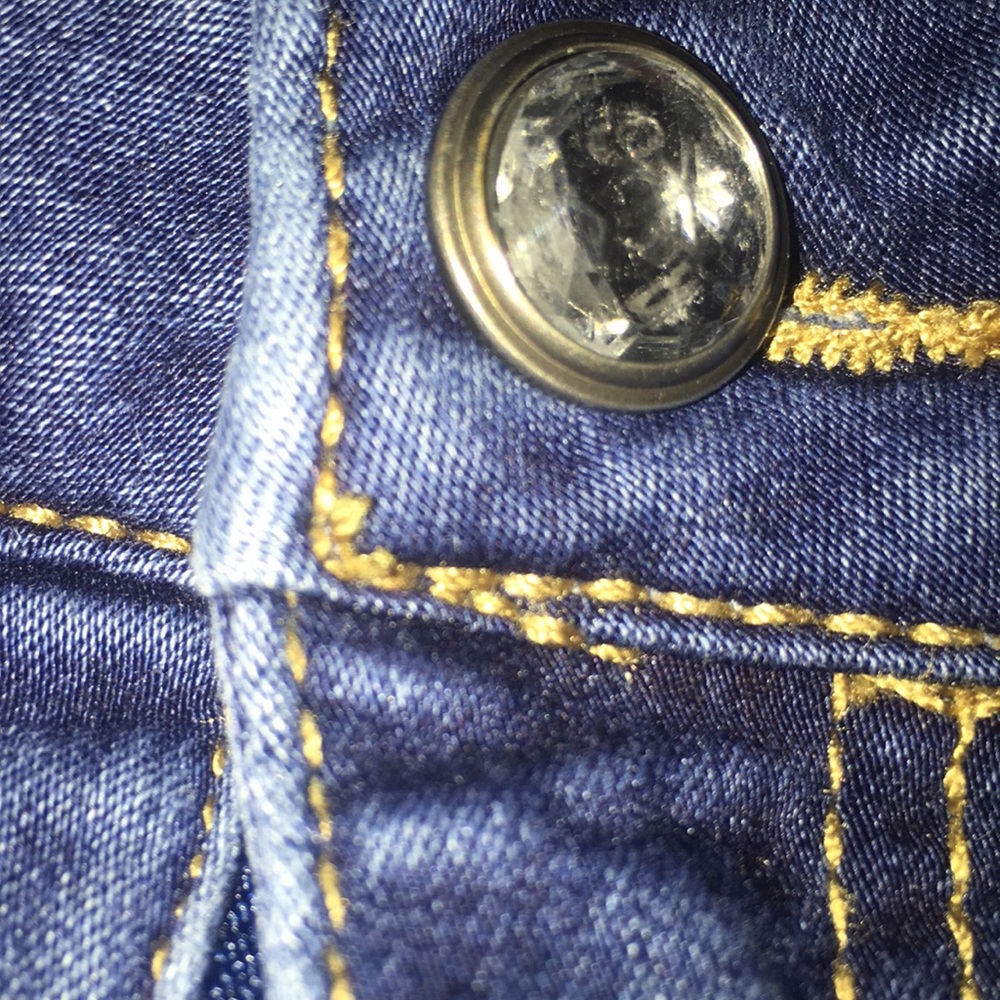 Bluejeans - Picture 3 of 4